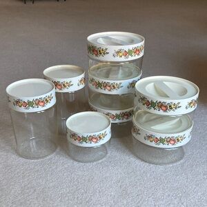 Pyrex by CorningWare 8 piece spice of life vintage canister set
